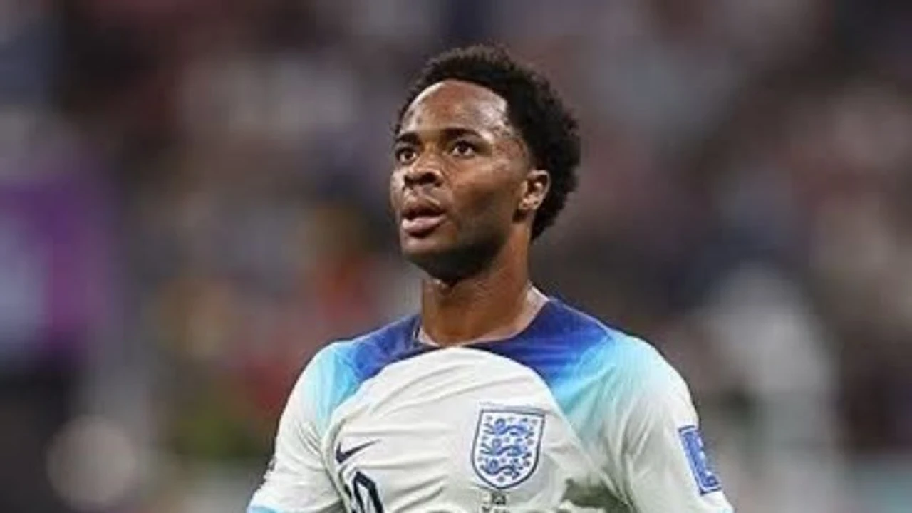 تعاقد جديد في الهولندي رحيم ستيرلينج ينضم لفينورد حتى الصيف